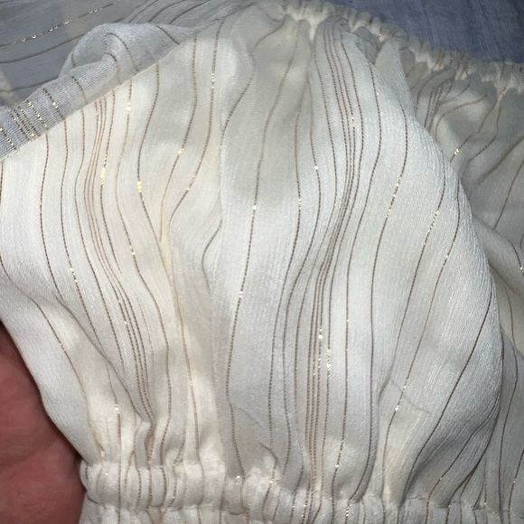 Express Cream Ruffle Sleeve Blouse - Picture 4 of 4